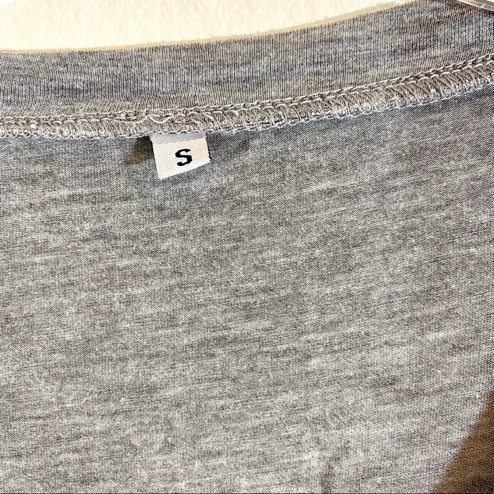 Basic gray short sleeve tunic tee, soft & cute! Sz SM - Picture 9 of 16